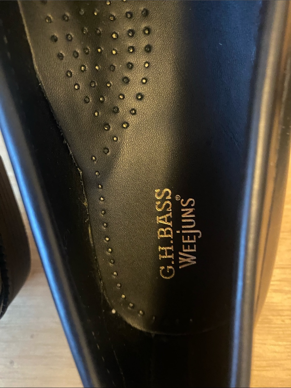 G.H. Bass women’s Whitney Easy Weejun Loafers. New in box. Never worn. SZ 8 - Picture 6 of 9